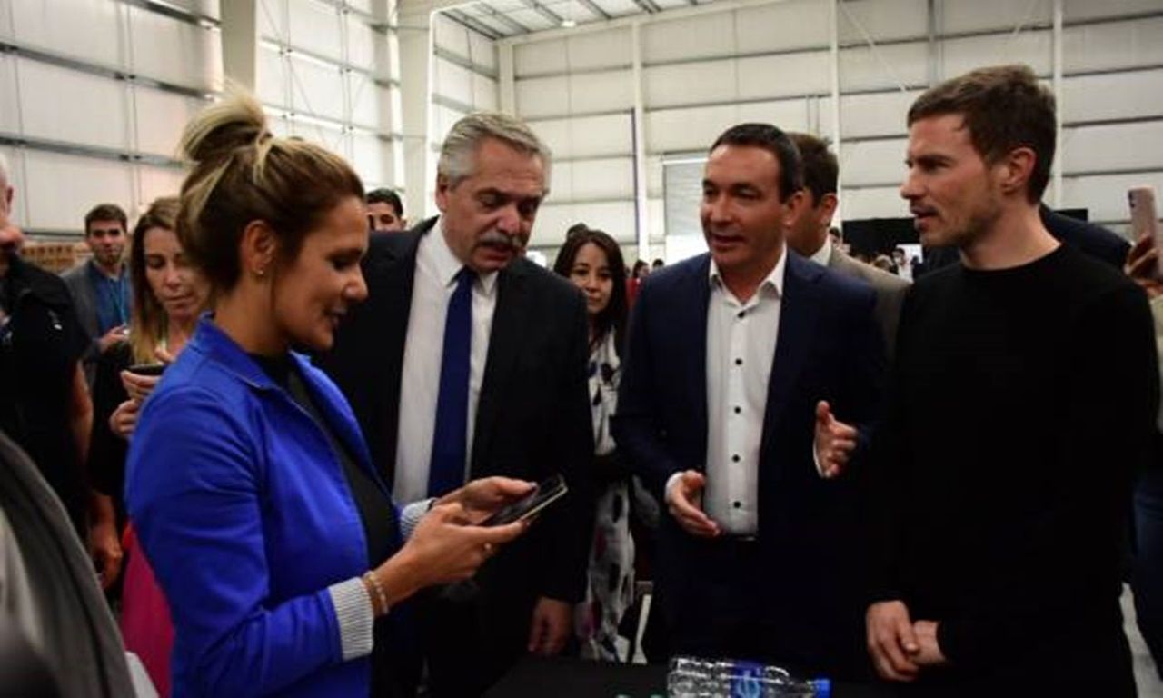 Alberto Fernández y Andrés Watson en la Ronda de Negocios Florencio Varela 2022