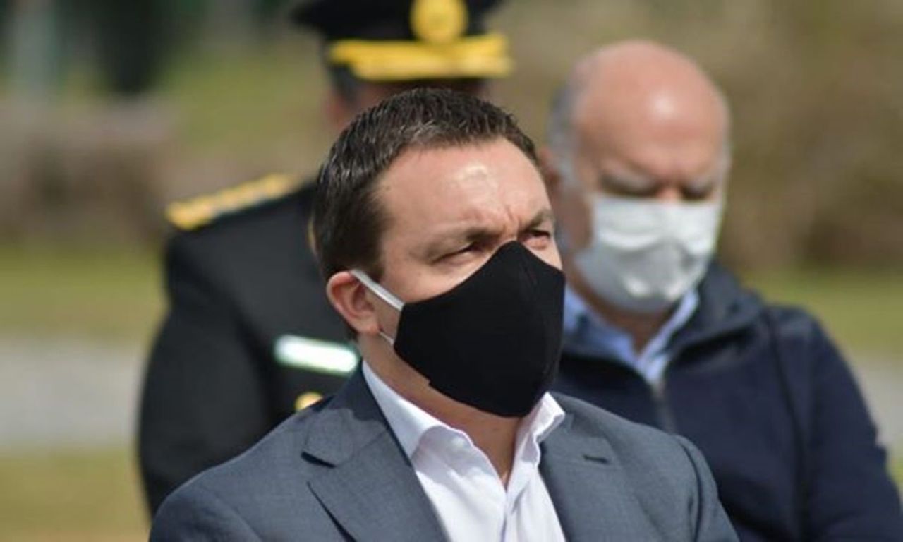 Andrés Watson acompañó las nuevas medidas de seguridad
