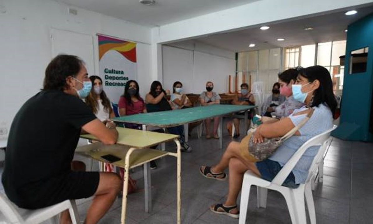 Curso municipal de peluquería: aprender nuevas técnicas en tiempos de pandemia