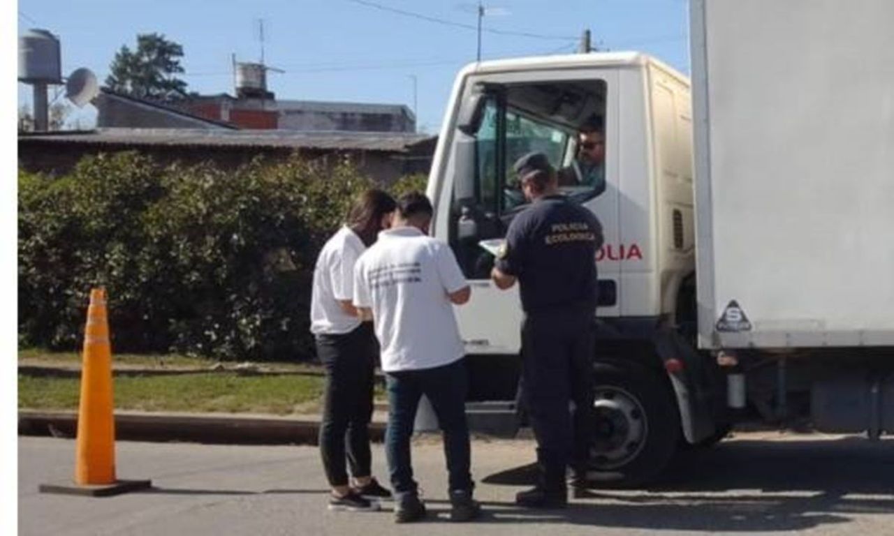 Controlaron rodados utilizados para el traslado de desechos