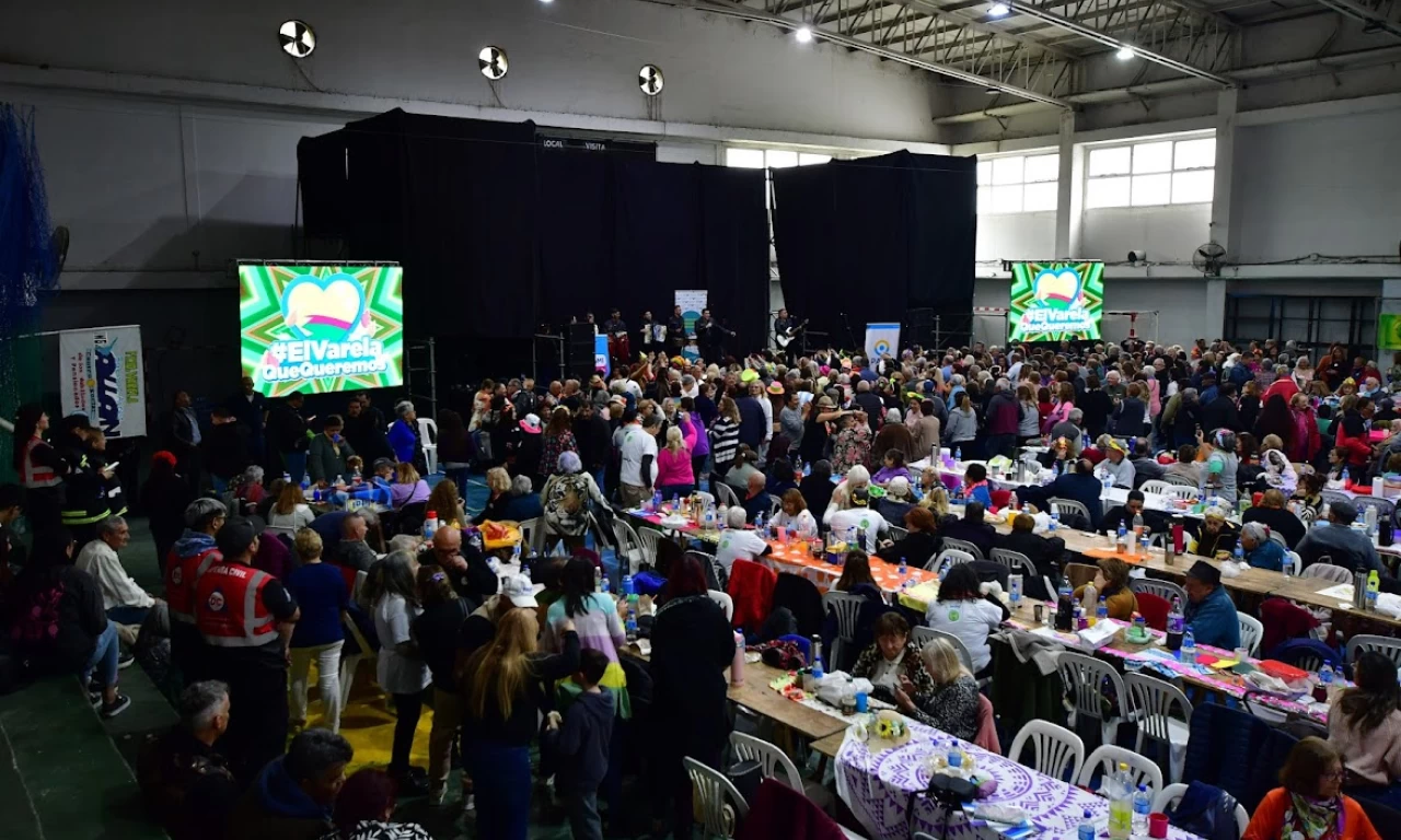 Celebración Multitudinaria del Día del Jubilado y la Jubilada en Florencio Varela