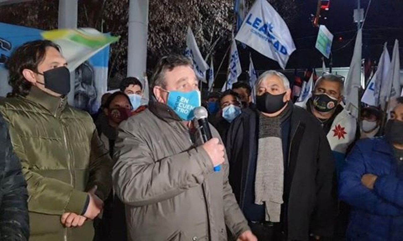 En Varela se salen del guion y dividen aguas en el Frente de Todos.