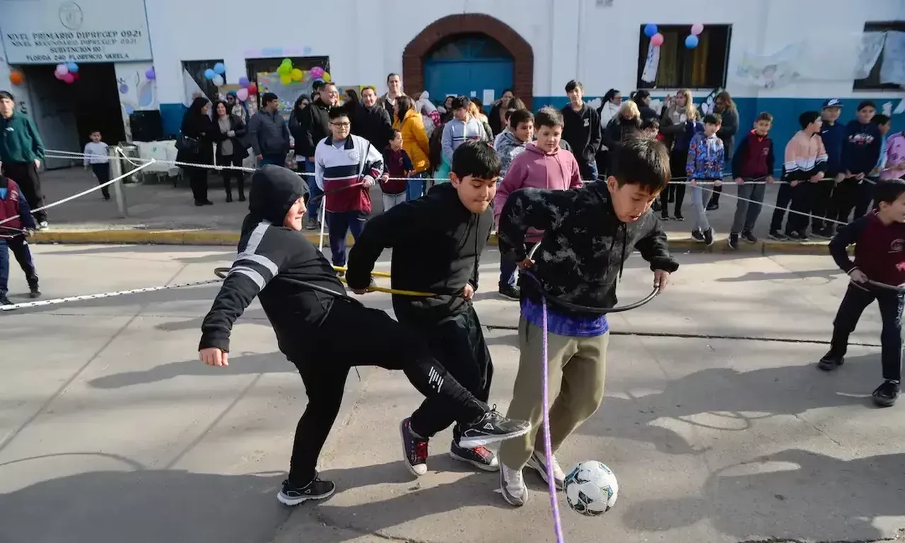 Juegos Callejeros: Diversión y Aprendizaje en las Calles