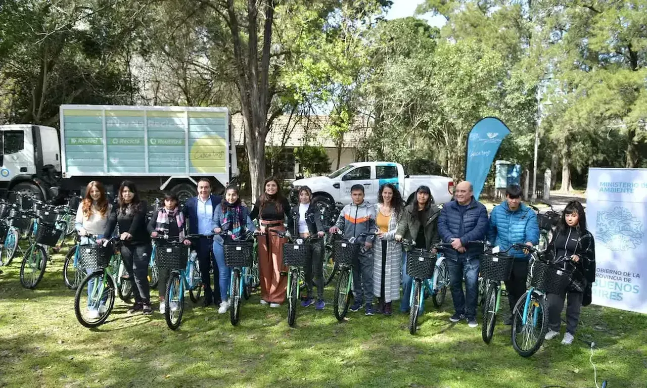 Entrega de Equipamiento del Programa Movilidad Sustentable en Florencio Varela